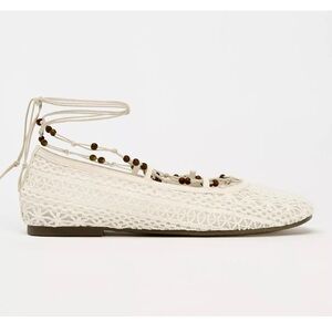 Zara Shoes Women Sz5 Ballet Shoes Ivory‎ Lace Beaded Ankle Wrap Tie Closure